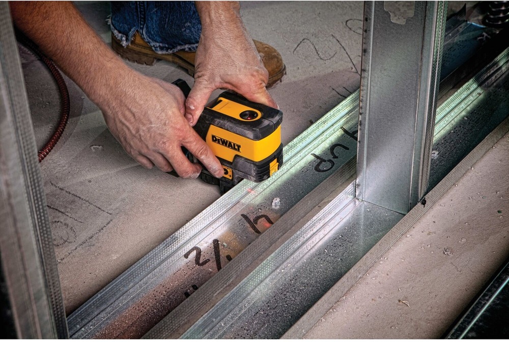 Křížový laser Dewalt DW0822-XJ