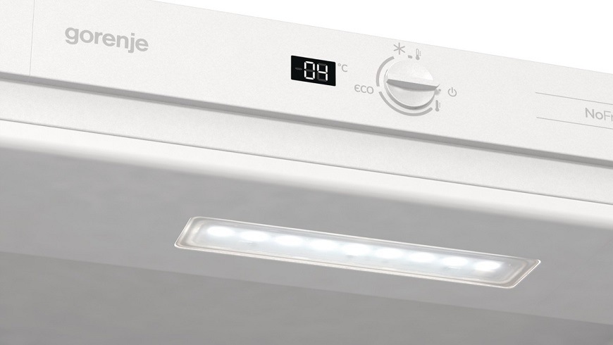 Vestavná chladnička Gorenje NRKI418EE1, LED osvětlení