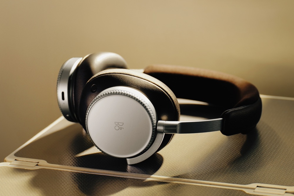 Sluchátka Bang & Olufsen Beoplay H100 - černá