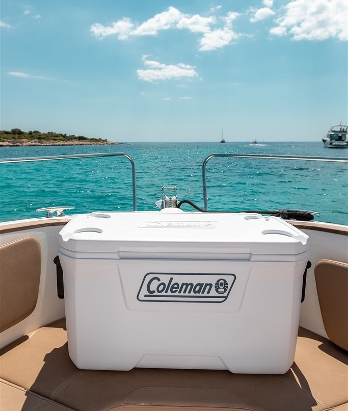 Chladící box Coleman 70QT CHEST MARINE COOLER