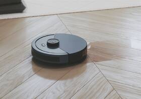 Robotický vysavač Hoover HYDRO HG430H 011 černá barva
