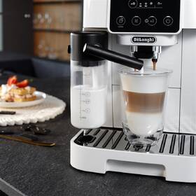 Espresso De'Longhi ECAM 220.61W bílá barva
