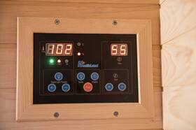 Infrasauna HealthLand DeLUXE 2200 CARBON 
