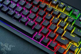 Klávesnice Razer BlackWidow V4 Pro 75%, US layout černá barva
