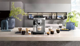 Espresso De'Longhi ECAM 310.80.SB černá barva
