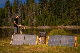 Solární panel Jackery SolarSaga 100W černá barva
