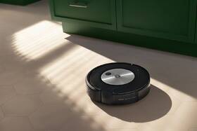 Robotický vysavač iRobot Roomba Combo j7 černá barva
