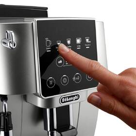 Espresso De'Longhi ECAM 220.31.SB černá barva
