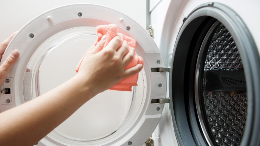 Jak ušetřit při praní a sušení prádla
