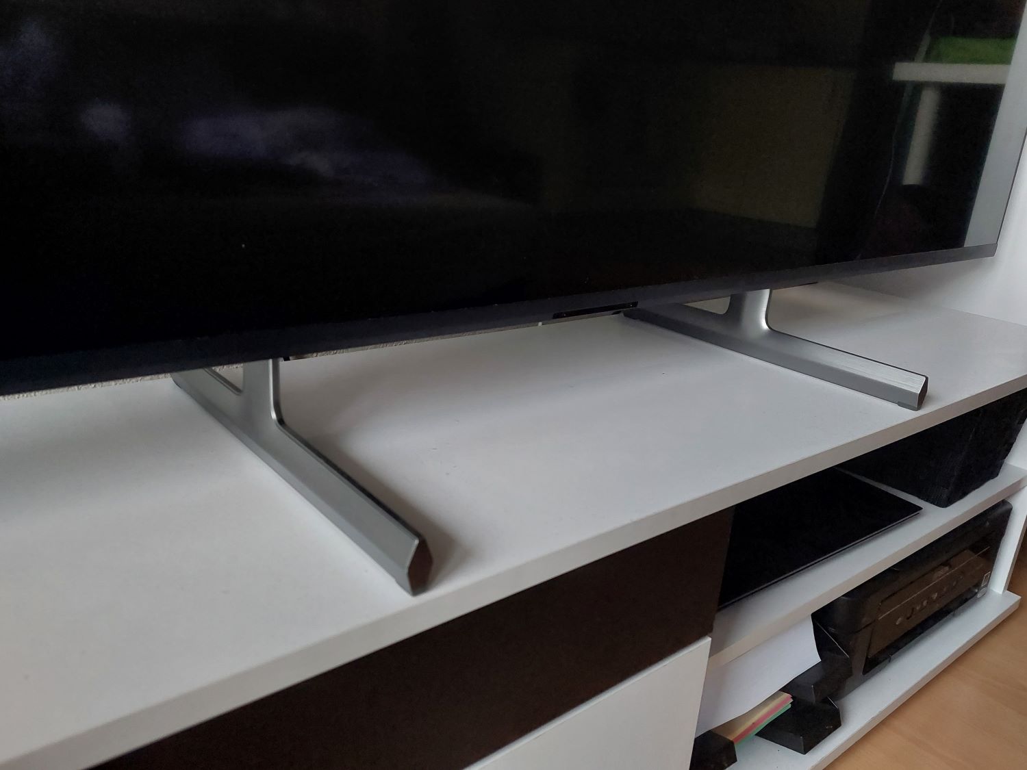 Recenze televize Sony KD-65X85L