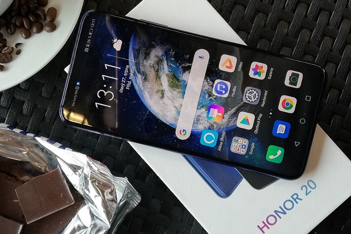 Recenze Honor 20: Kouzlete s magickou čtveřicí foťáků