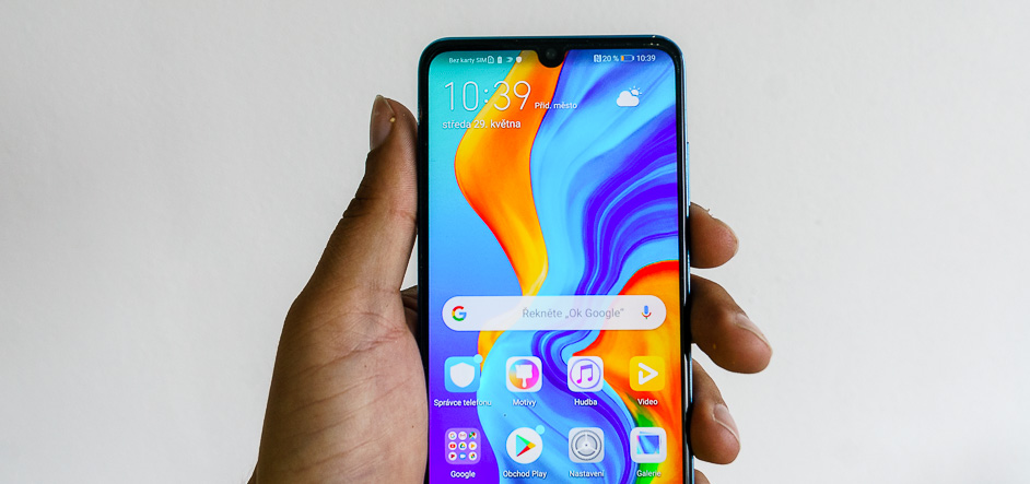 Mobilni_telefon_Huawei_P30_Lite_recenze_3