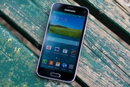 Recenze Samsung Galaxy S5 mini – Malé velké mini